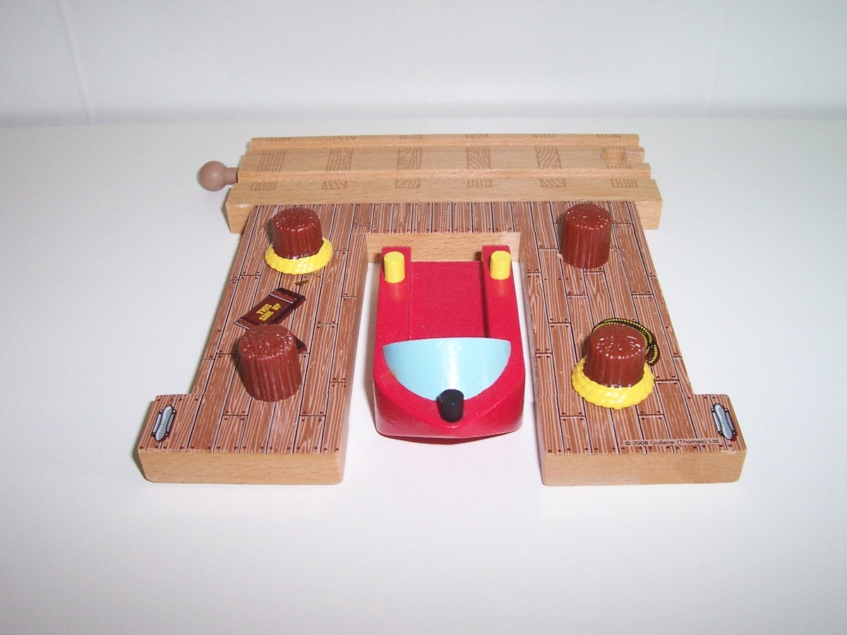 Thomas Wooden Train Sodor Dock & Kidkraft Boat Lot