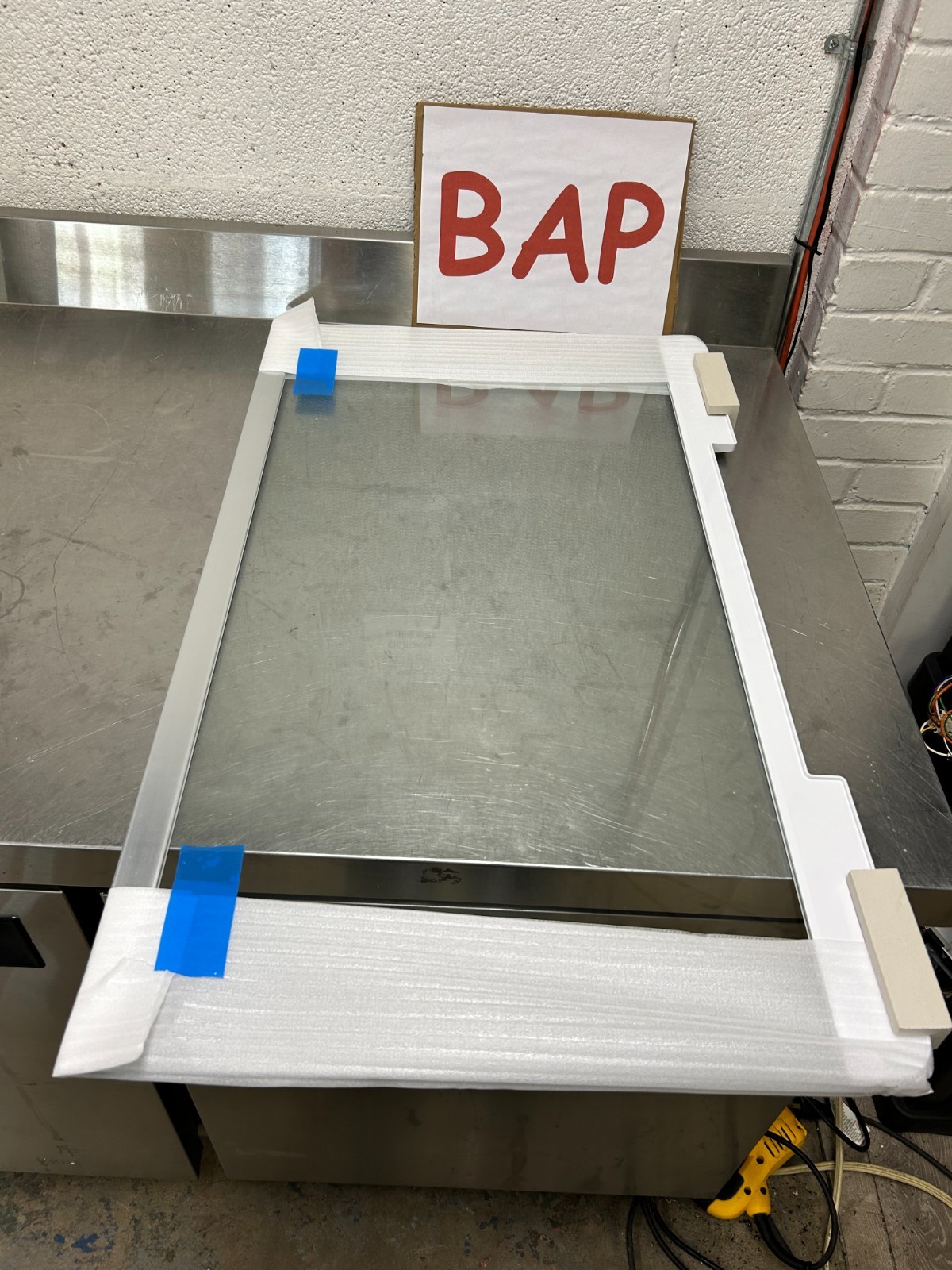 Whirlpool Refrigerator Full Glass Self W11758299 W11757746