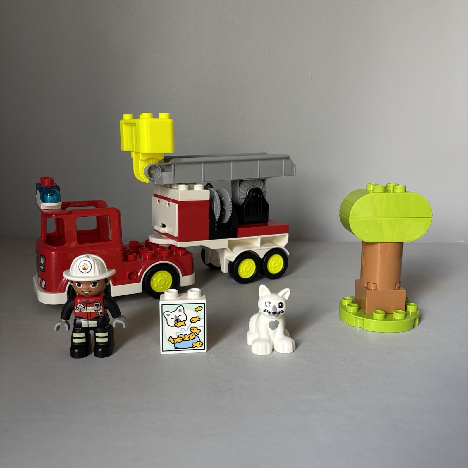 Lego Duplo 10969 Fire Truck Complete Set Firefighter Fireman