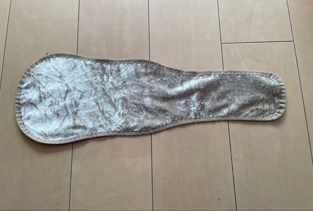 Violin cover insole for fractional violin