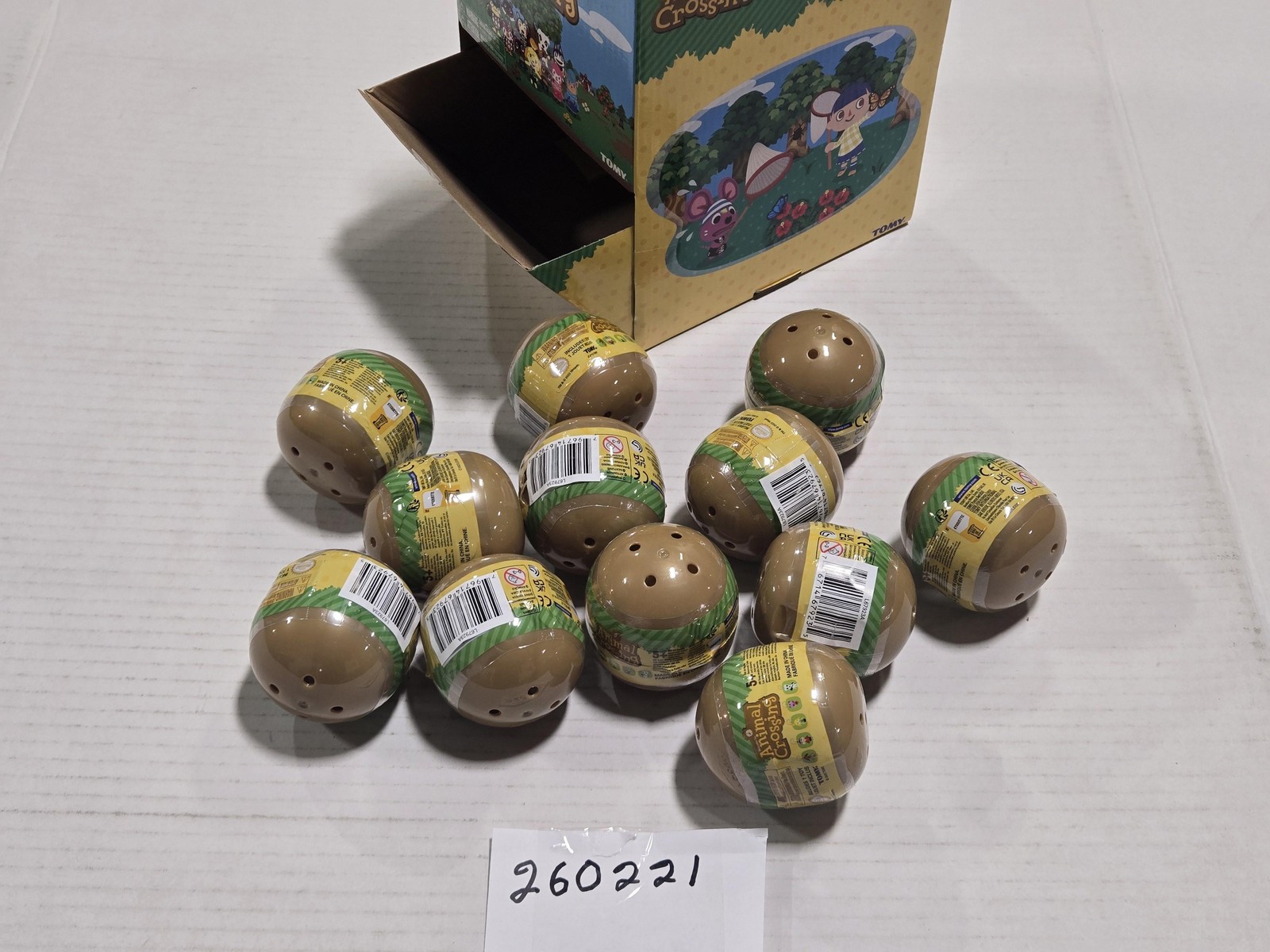 Animal Crossing TOMY Dangler Key Chain Capsule Lot Of 12 Blind Eggs New Sealed