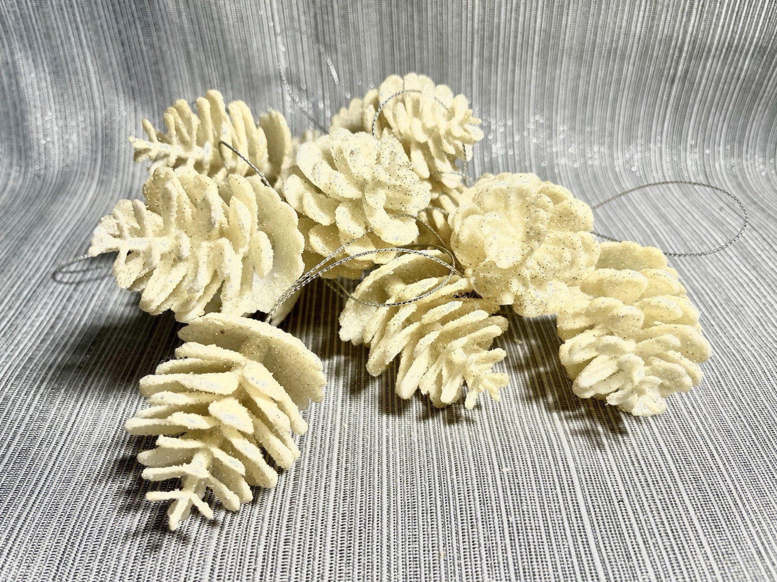 White Pine Cones Glittery Winter Decorations Lot of 10 Shatterproof  2” VTG