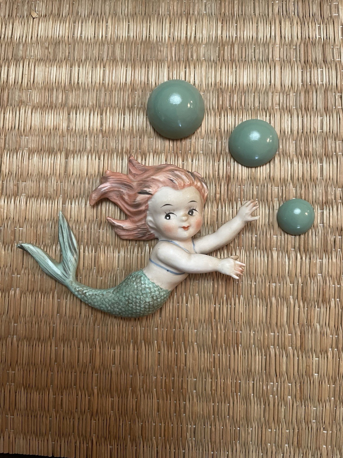 Vintage Norcrest Mermaid Girl with Bubbles g/w Fish & Seahorse Bath Decor