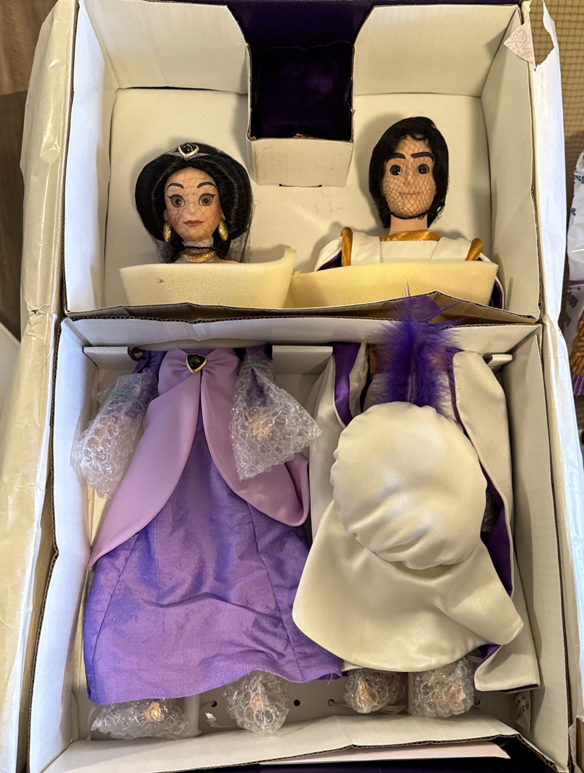 Disney’s Princess Jasmine And Aladdin Doll Set Limited Edition 18” W/COA NRFB