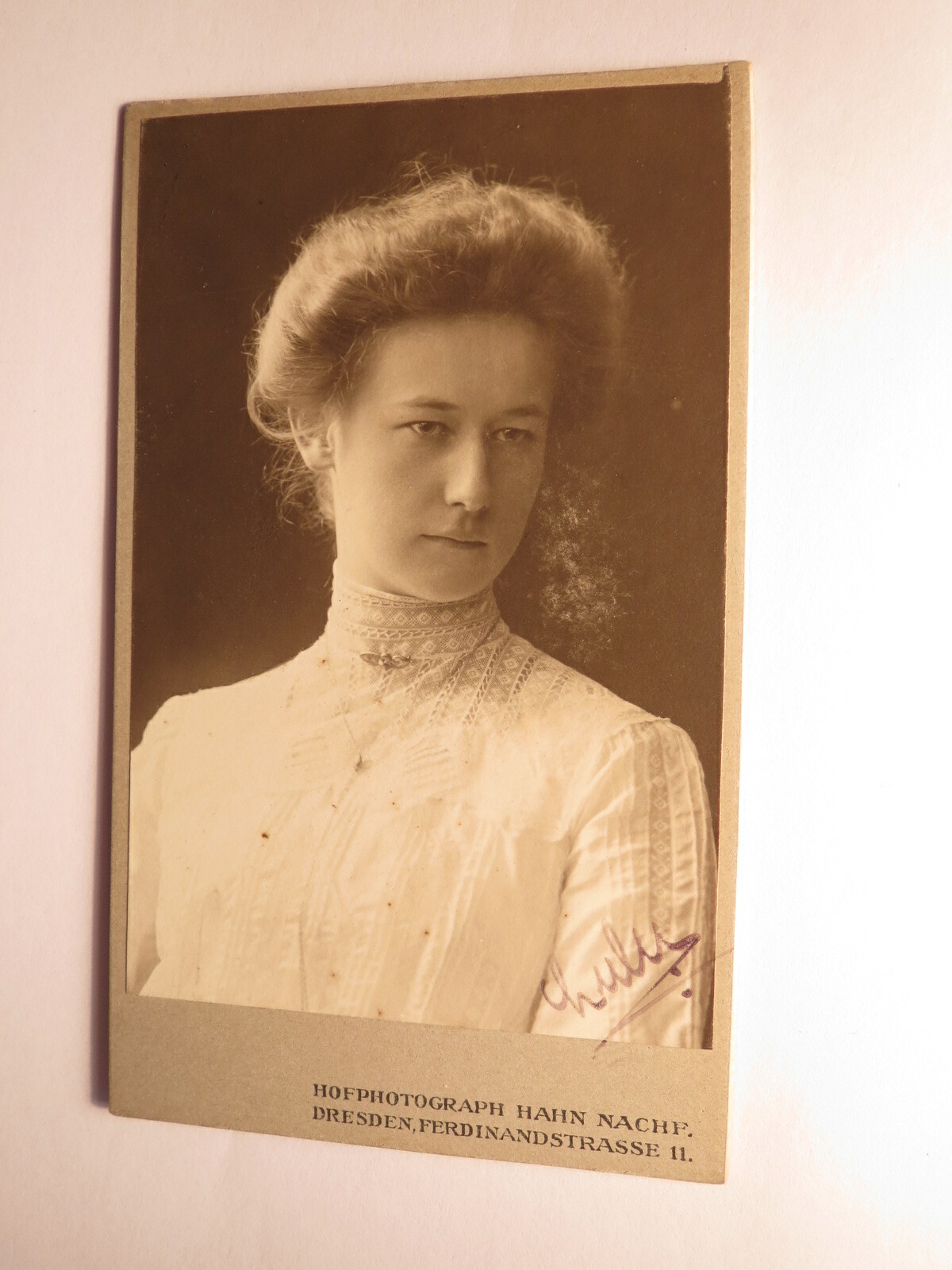 Beautiful girl Lulu portrait 1905/CDV Hahn successor Dresden