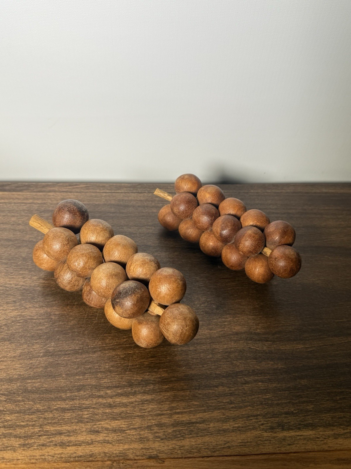 Two Vintage Mid Century MCM Wooden Bunch of Grapes Fruit Farmhouse Kitchen Decor