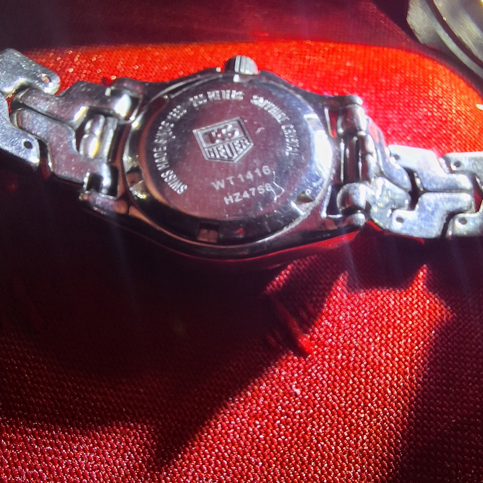 TAG Heuer Professional 200m WT1410 Women’s Watch