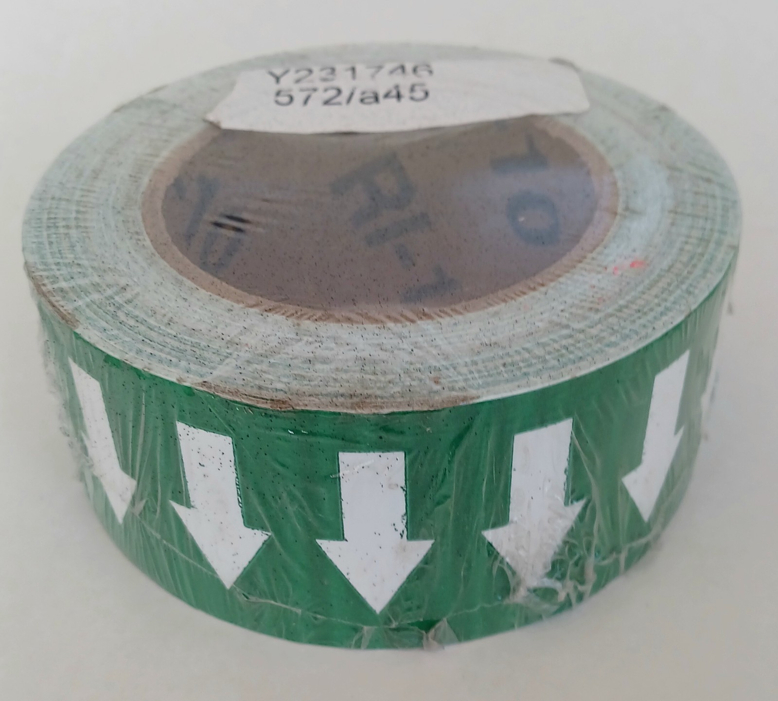 BRADY 91421 PIPE MARKER TAPE WHITE ARROWS ON GREEN VINYL 2" X 36 YARDS FLOW NEW