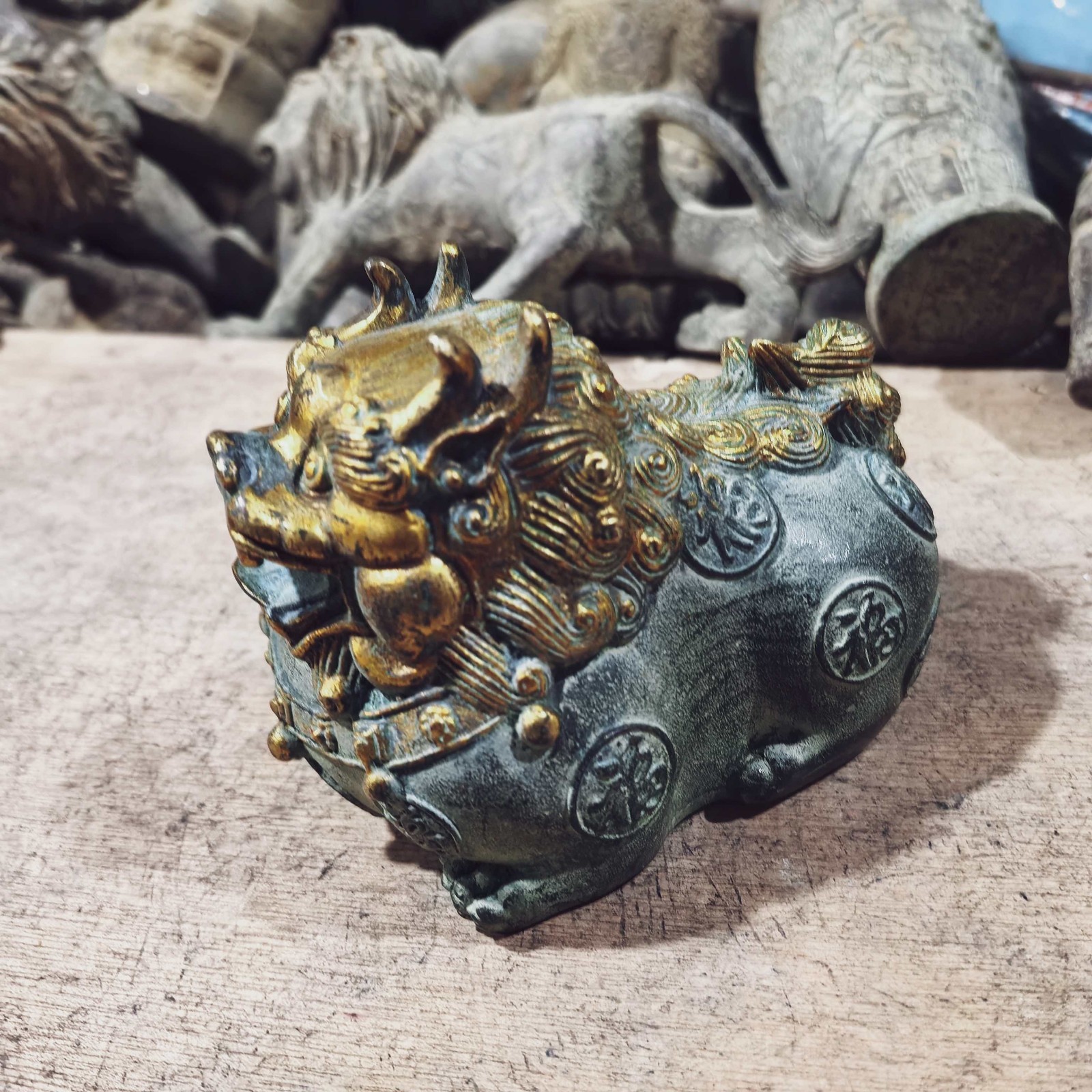 Old Bronze Relief carved Gilded Fat Pixiu statues,China folk collection