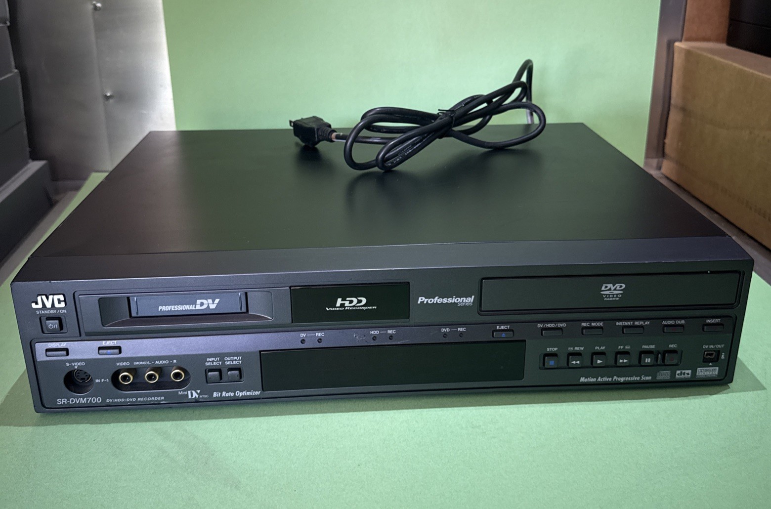 JVC SR-DVM600 MiniDV HDD DVD Video Transfer Recorder Player Pro Deck For Parts