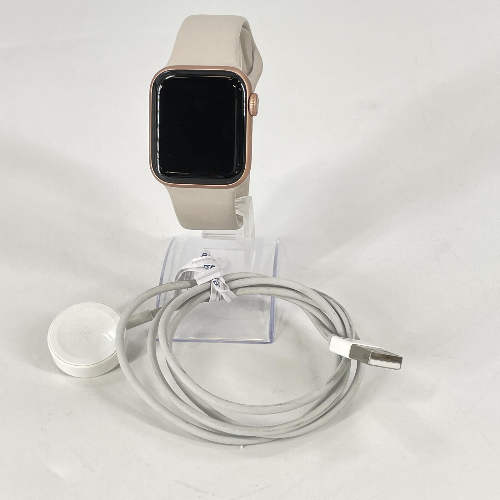 Apple Watch (Series 5) 40mm Gold Aluminum (LTE) w/ Starlight Sport - Excellent