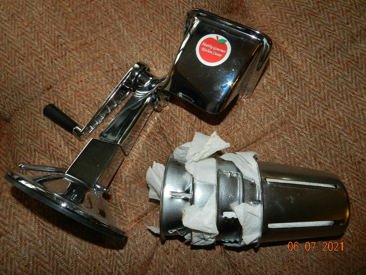 GORGESOUS HEALTHY GOURMET KITCHEN CUTTER KING CONE FOOD PROCESSOR