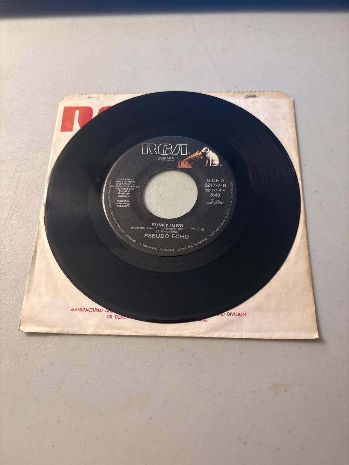 PSEUDO ECHO - FUNKYTOWN / LIES ARE NOTHING 7" VINYL RECORD 1987 RCA 7217-7-R VG+