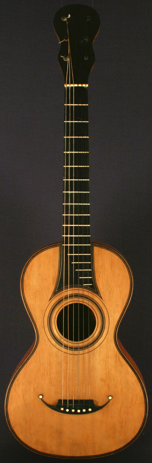 French Romantic Guitar by F. Roudhloff - Mauchand, Paris, France around 1830
