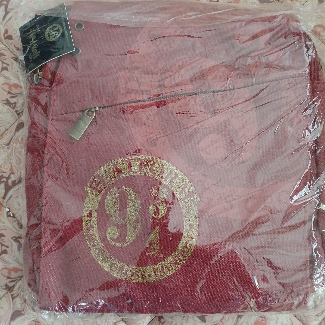 Harry Potter 9 3/4 Limited Edition Shoulder Bag UK Exclusive