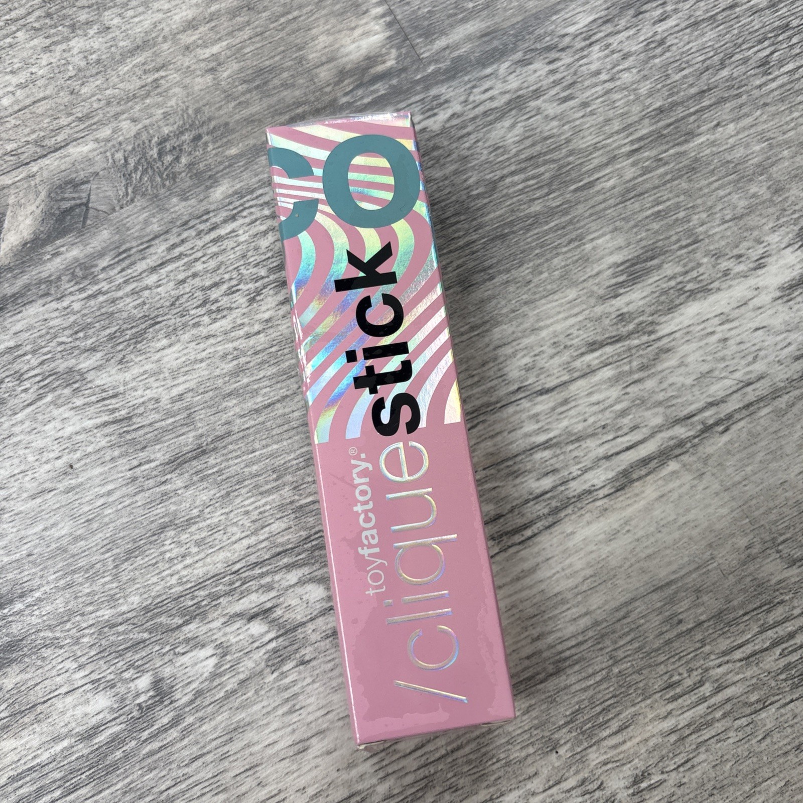 Toyfactory Clique Stick Eyeshadow Crayon - Shade Vivid - 2g / 0.07 oz Sealed