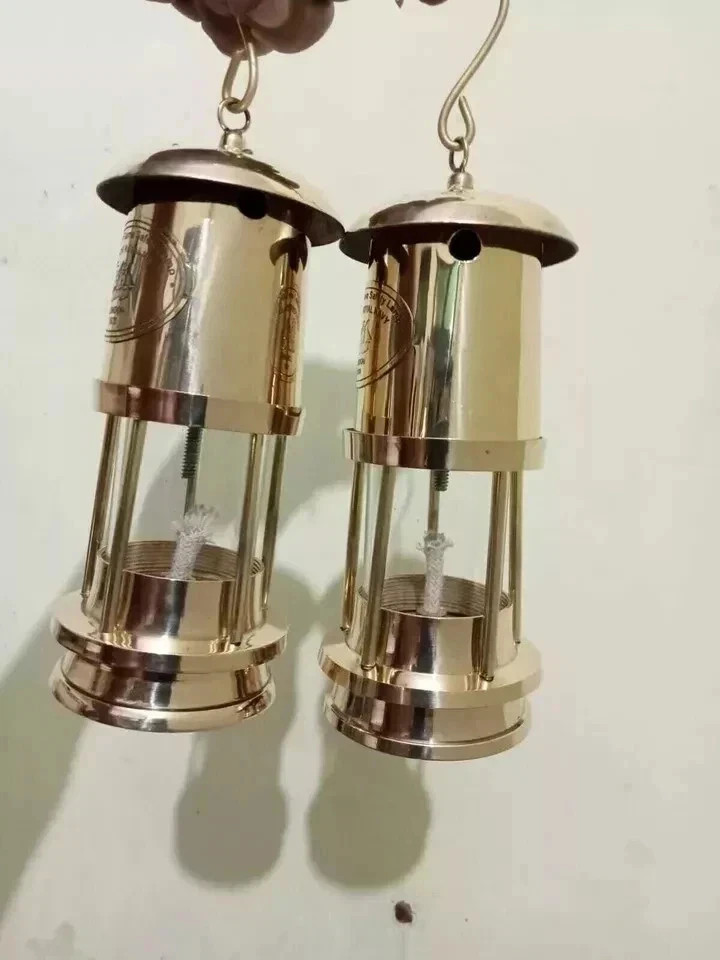 Set of 2 Vintage Brass Mini Oil Lamps – Maritime Boat Lantern Décor