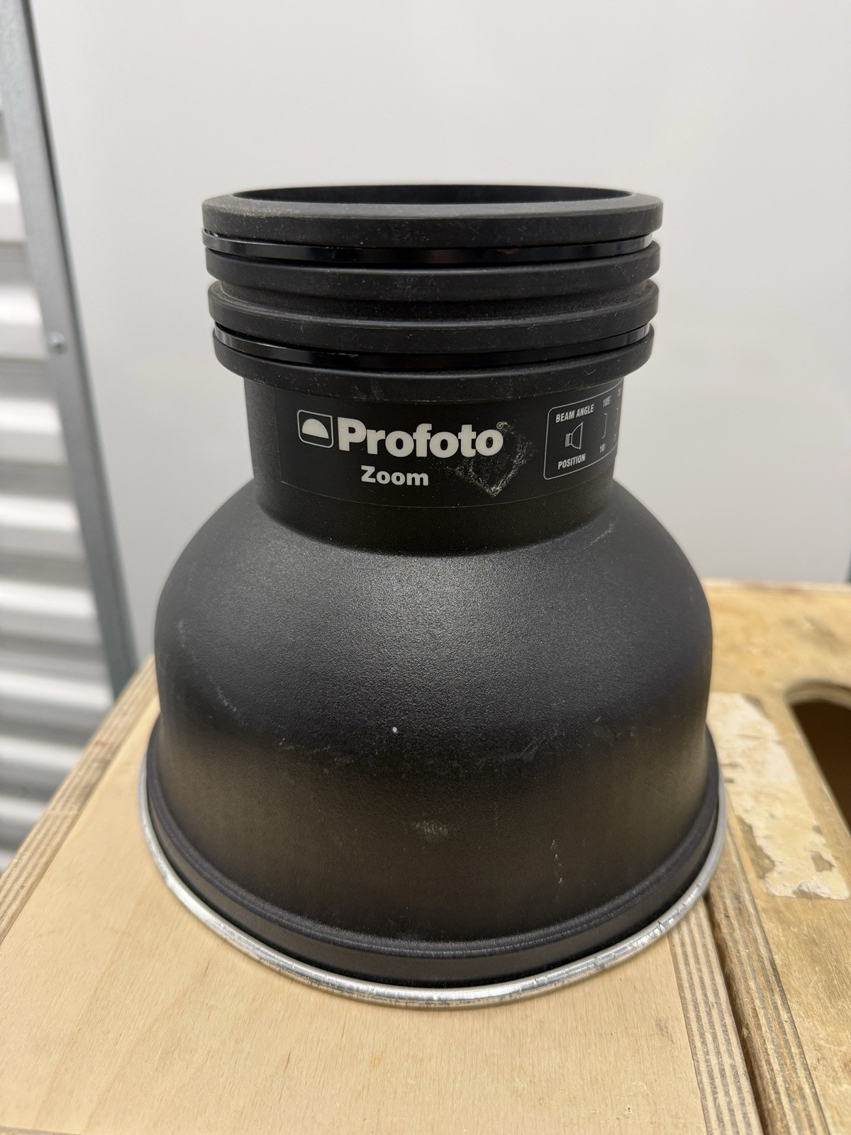 Profoto Zoom Reflector Black Silver Adjustable Beam Studio Light Modifier