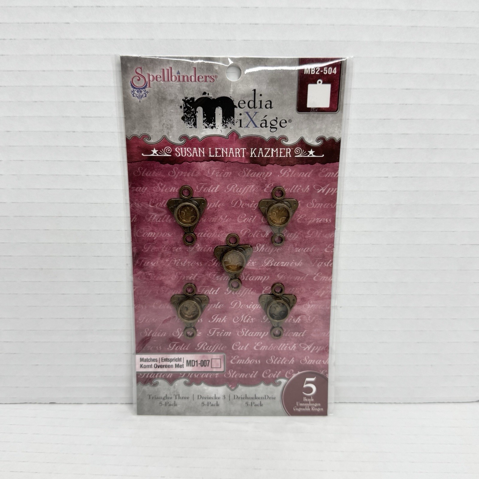 Spellbinders Media Mixage 5-Pack Bronze Triangles Three Bezels