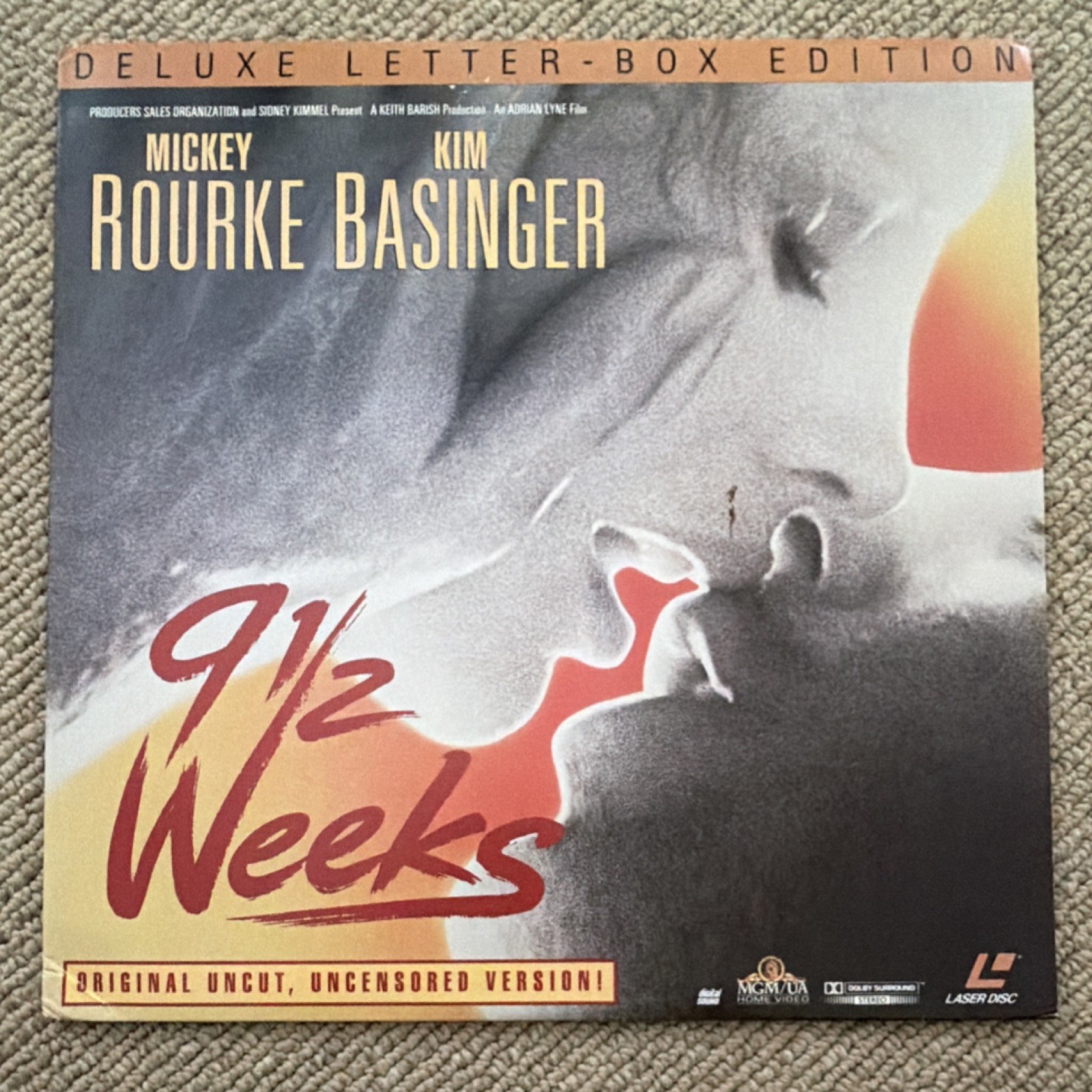 9 1/2 Weeks LaserDisc Deluxe Letter-Box Uncut Kim Basinger Mickey Rourke 1986