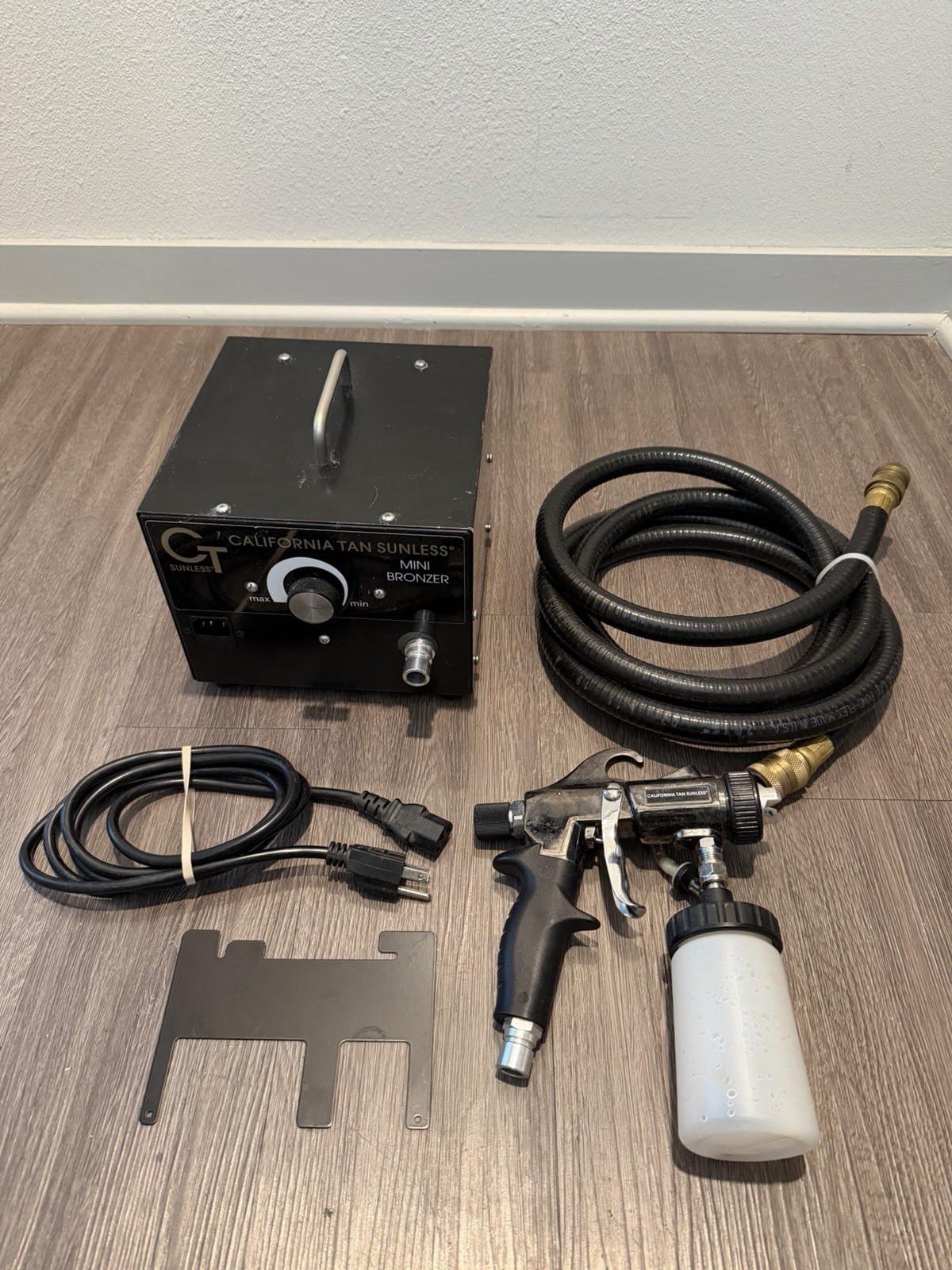 Tested - California Tan Sunless Mini Bronzer Spray Tan System