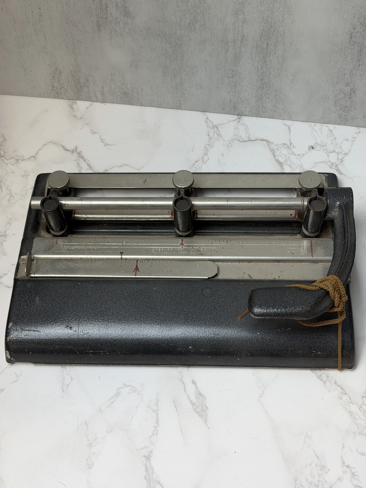 Master Products Series 25 Heavy Duty 3 Hole Paper Punch Vintage Office