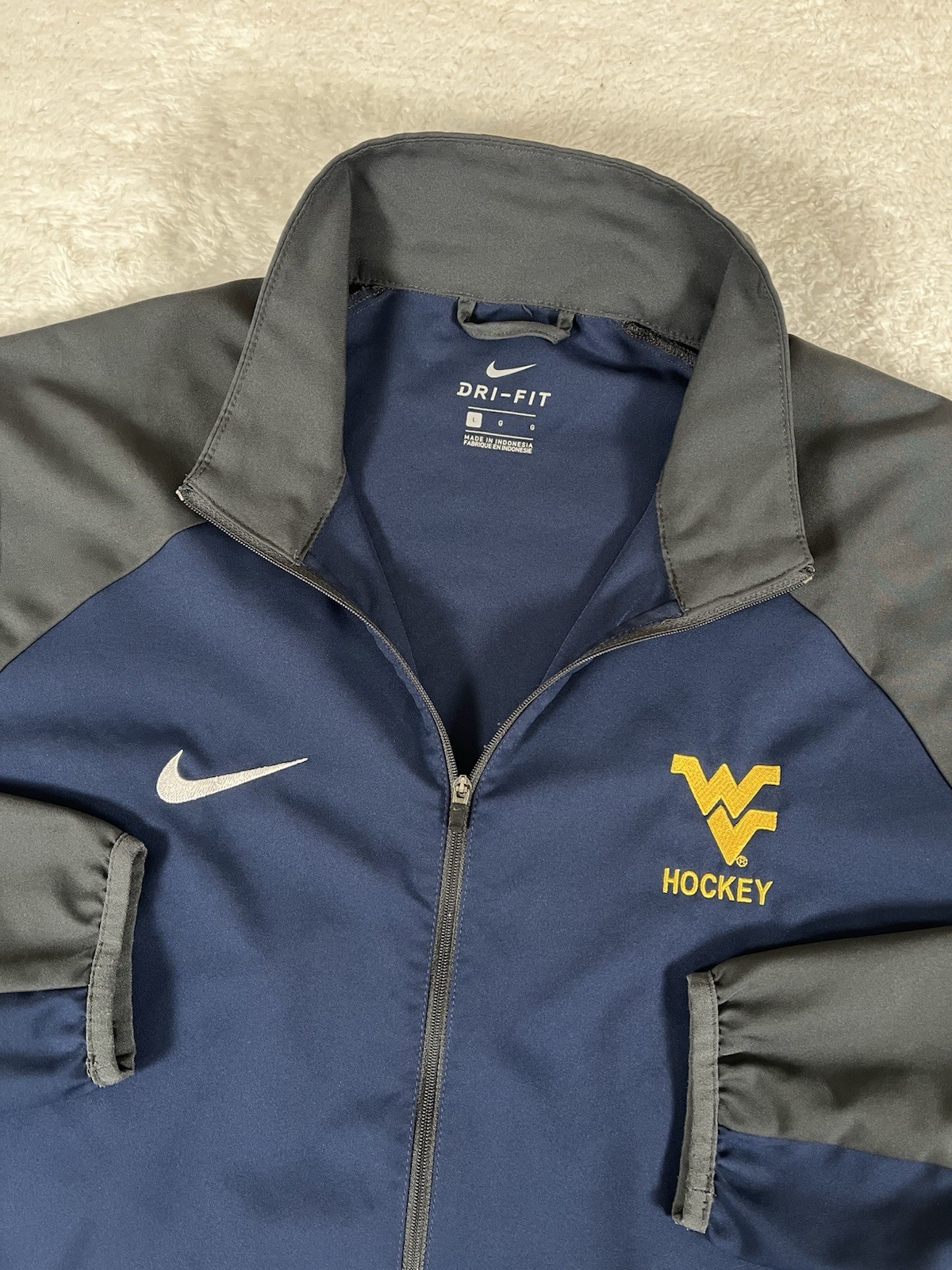 Nike Dri Fit West Virginia University Hockey Lightweight Zip Up Jacket Men’s Lg