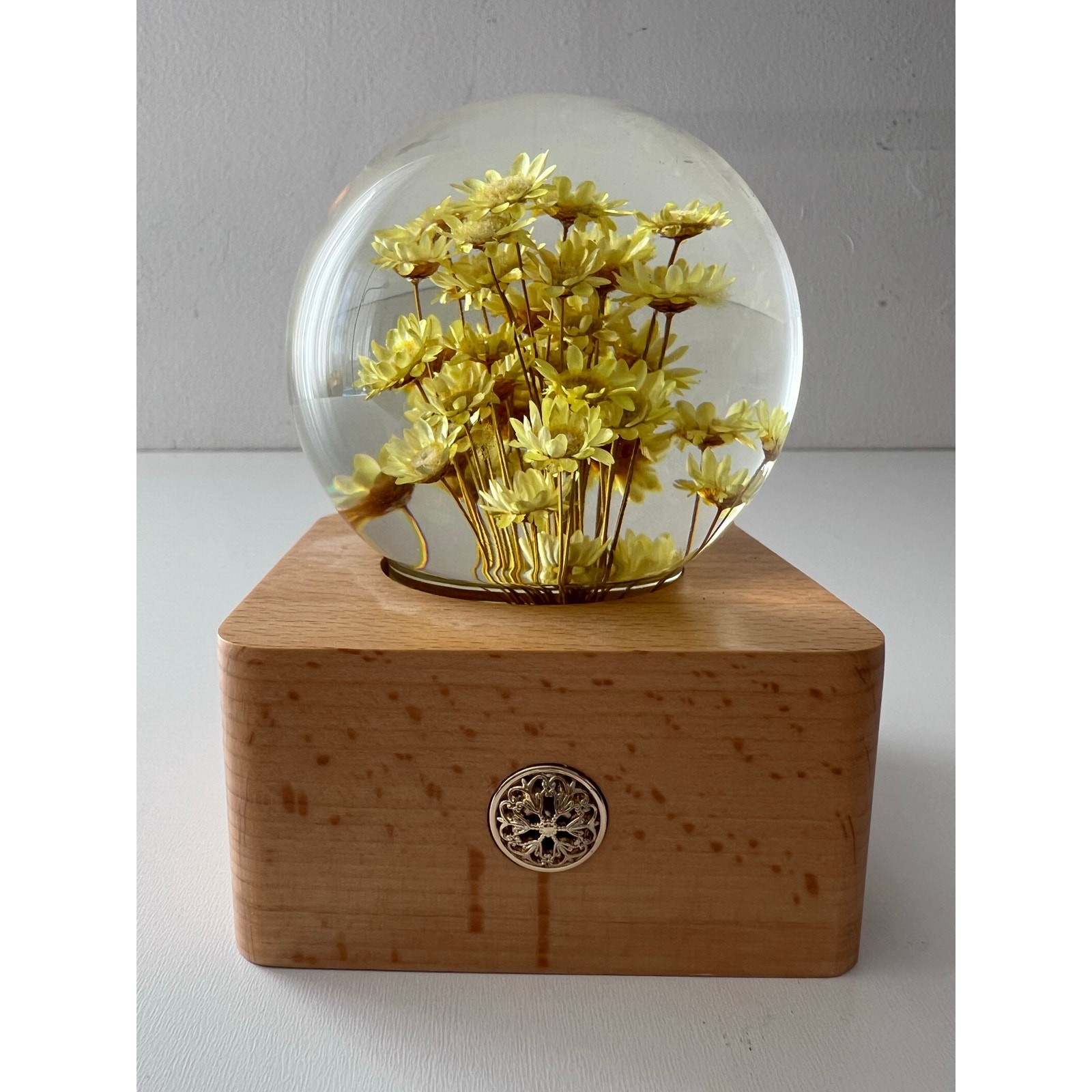 Flower Crystal Ball Night Light Glass Ball Night Lamp with Wooden Base LN