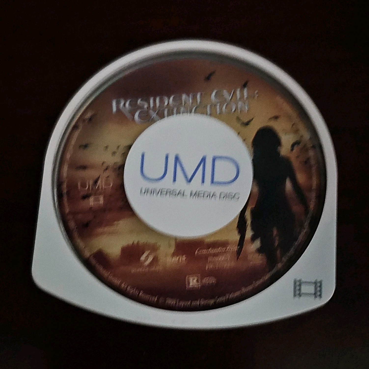 Resident Evil: Extinction UMD Universal Media Disc Movie Action Adventure R 2008