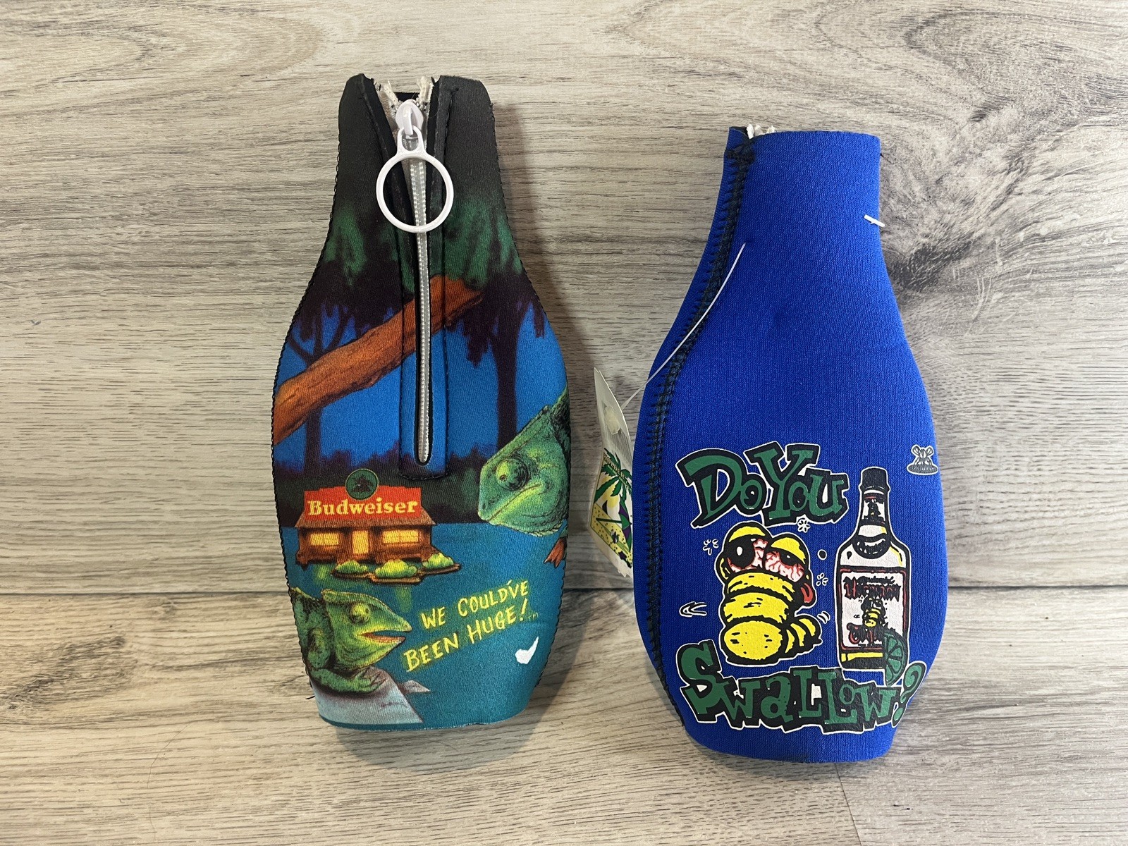 Vintage Budweiser Lizards Frank Louis Tequila Beer Drink Zip Up Holders NWT