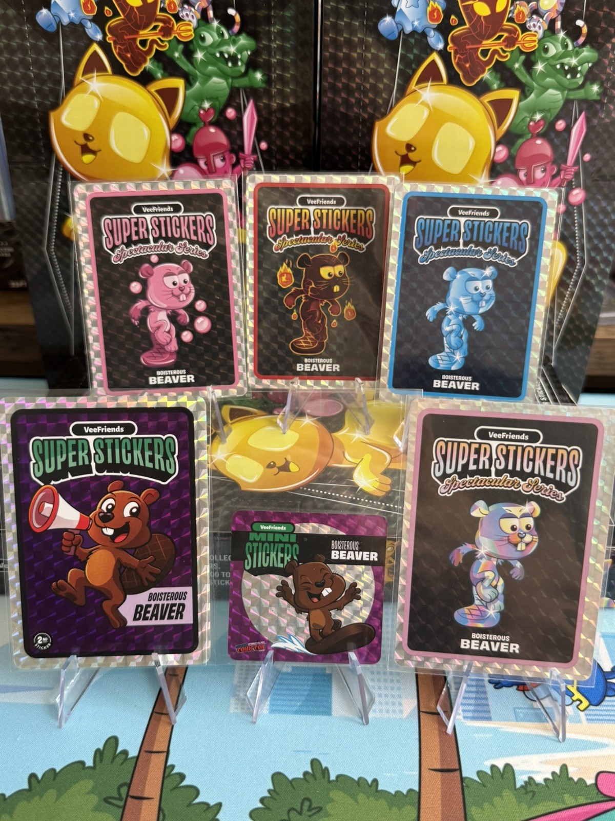 VeeFriends Boisterous Beaver Spectacular Holo Diamond Bubble Lava Mini Stickers