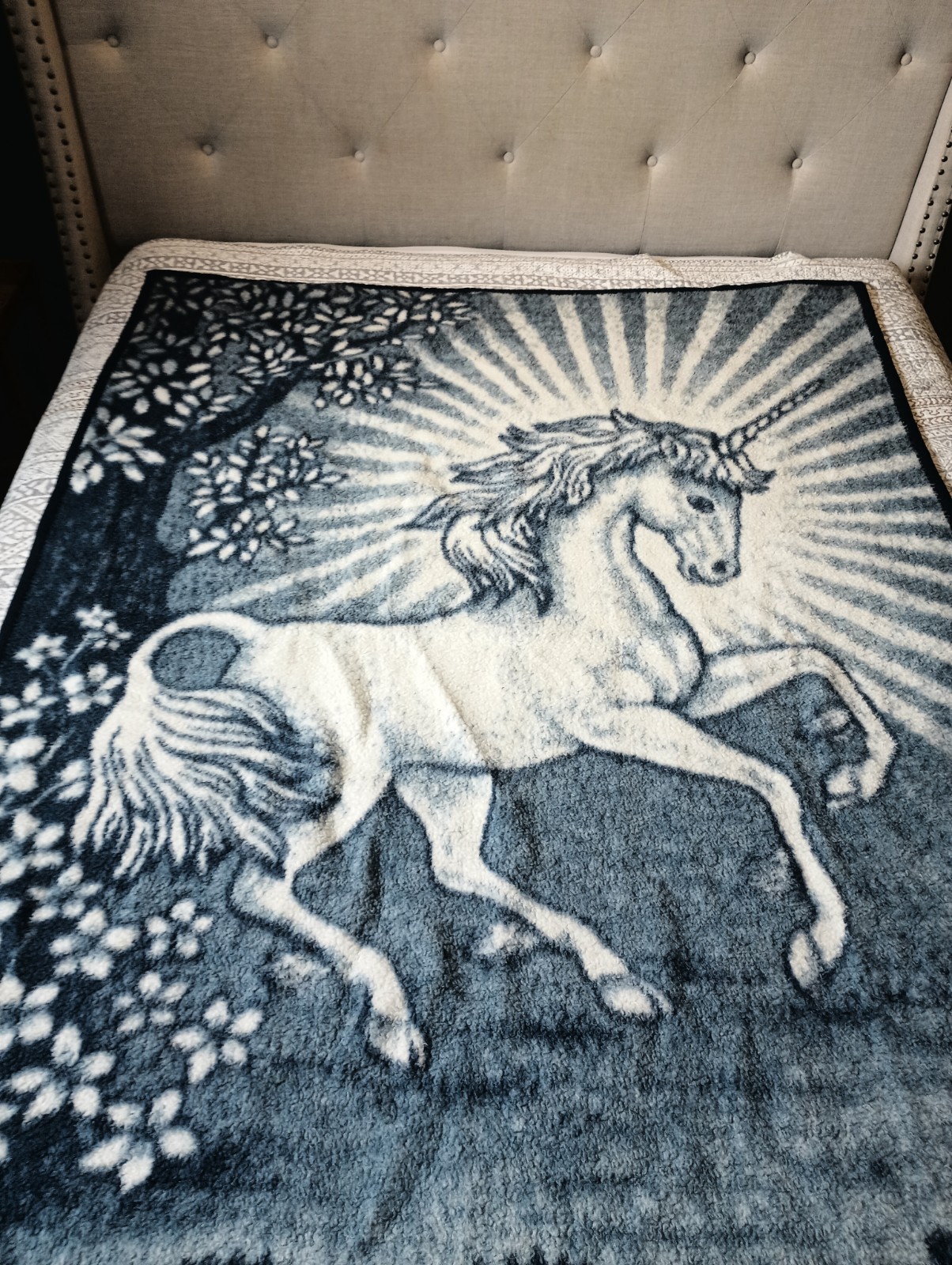 VTG Cannon Ibena UNICORN Flower Blanket Blue White Acrylic Reversible 52” x 70”