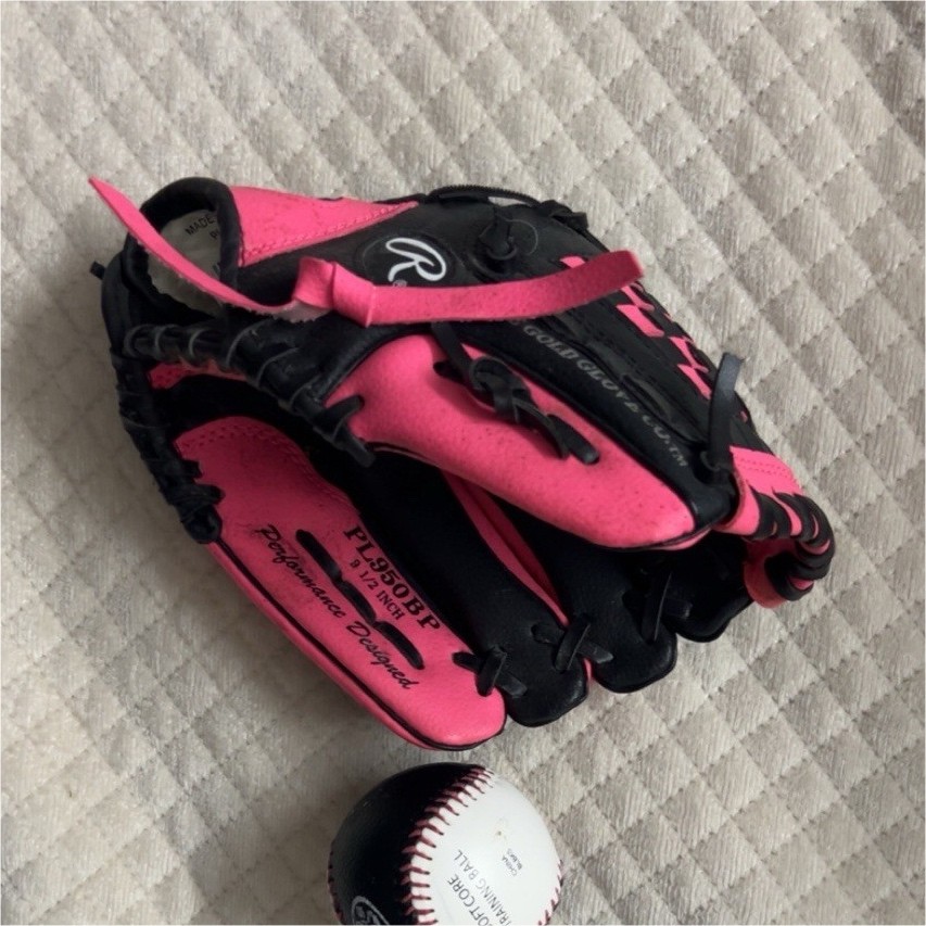 Rawlings Players Series 9.5" Pink Black Basket-Web Baseball Softball Glove