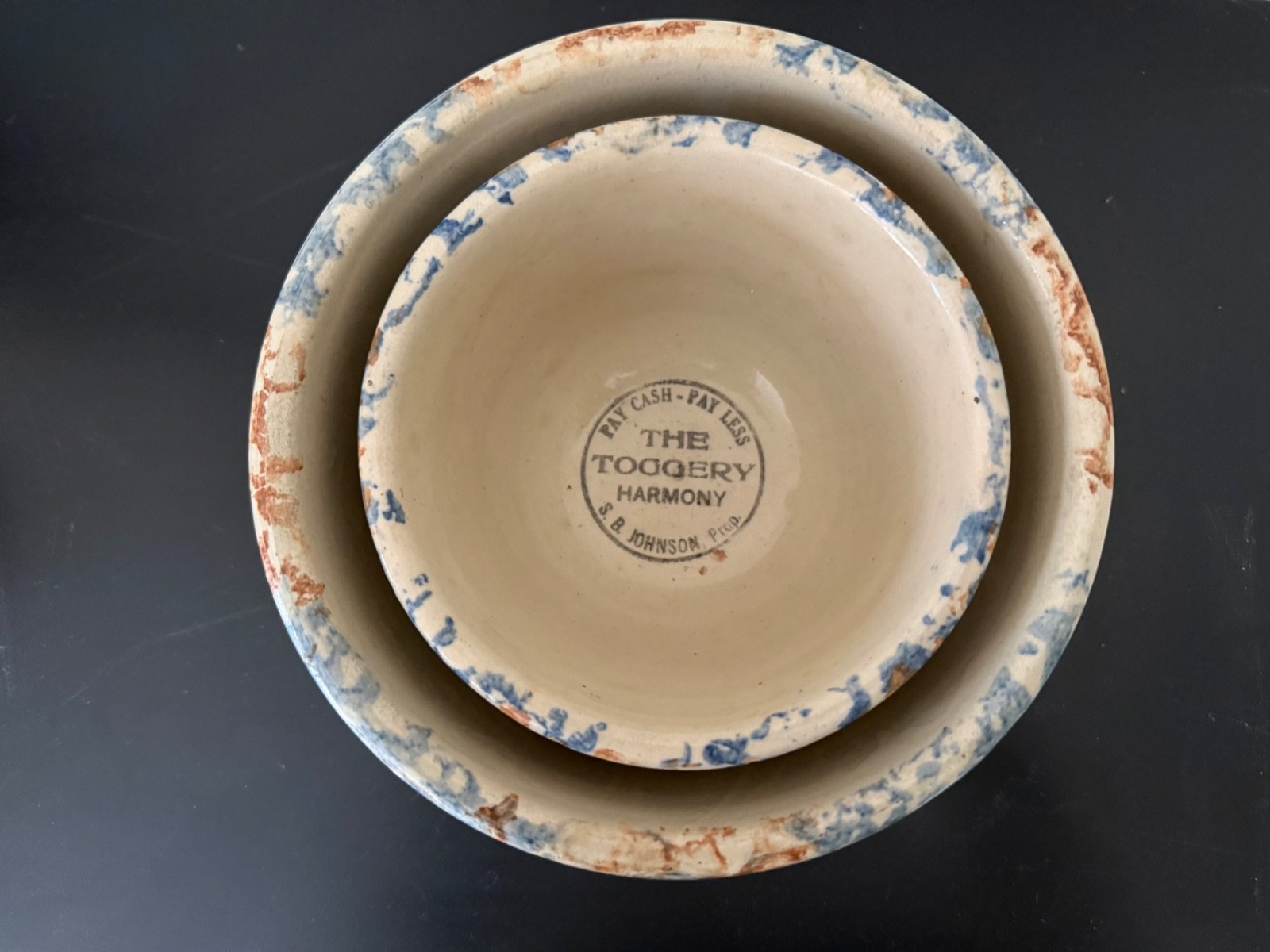 Pair of Antique  RED WING Pottery Spongeware Bowls - 6" & 8"