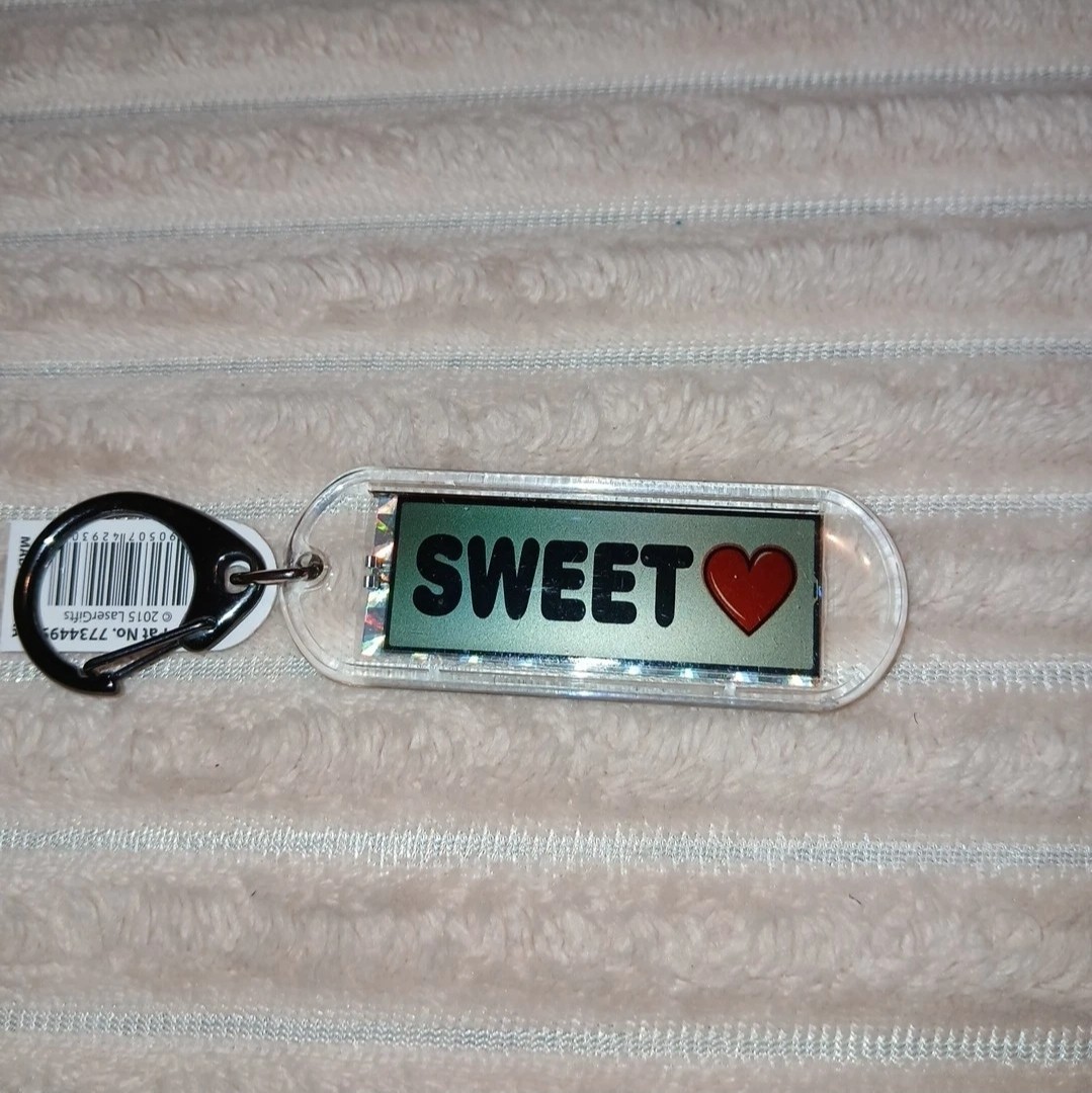 Acrylic Blinking Solar Powered Keychain 4.25” Long w/Snap Keyring, SWEET ❤️