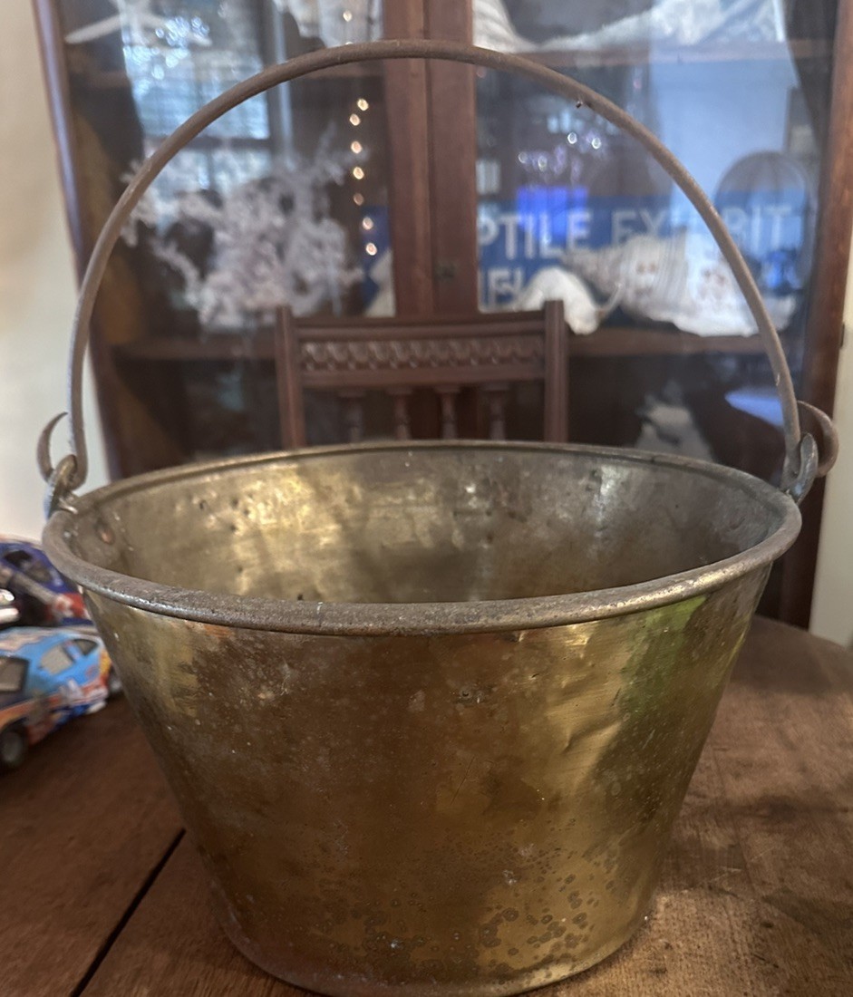 Large Antique Brass Pot, Pail, Bucket, Americana Decorator Primitive Decor