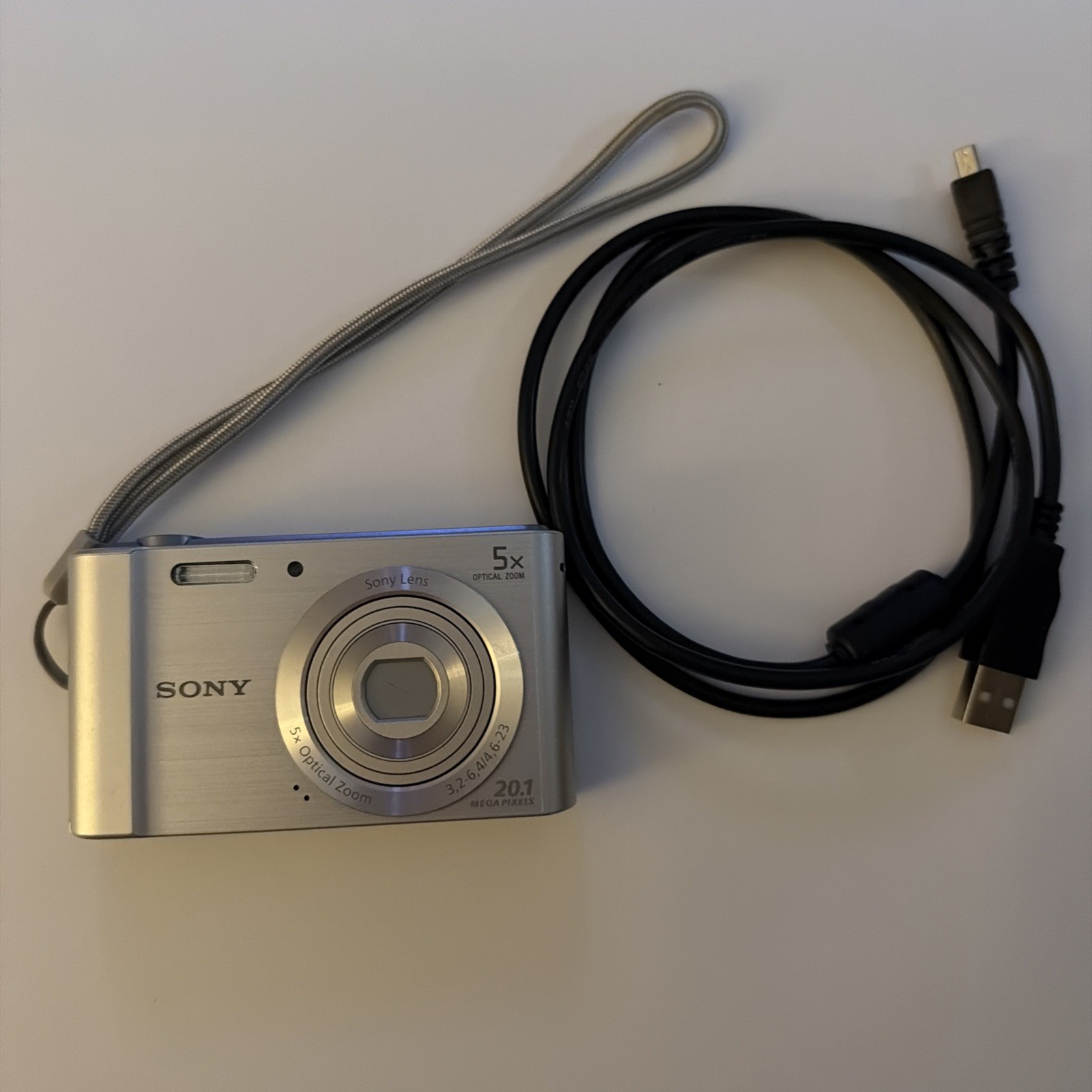 Sony Cybershot DSC-W800 Digital Compact Camera - Silver