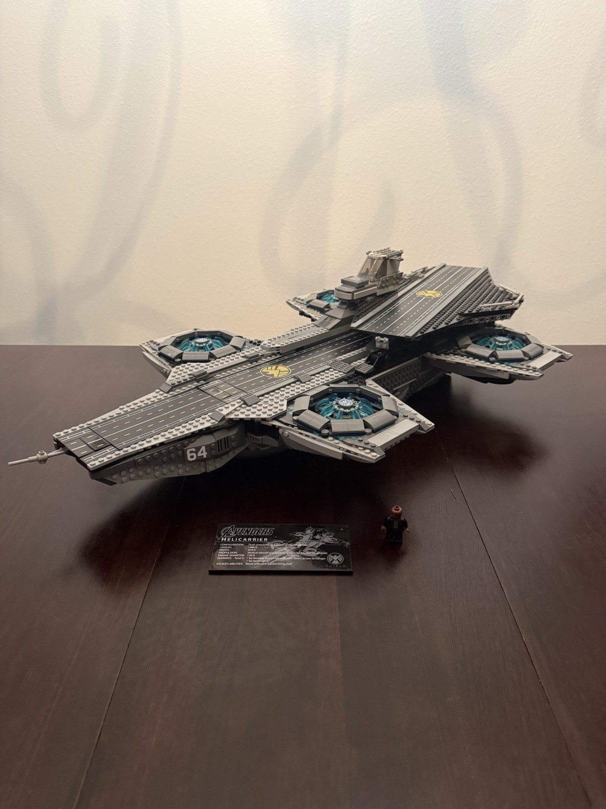 LEGO Marvel: The SHIELD Helicarrier (76042) 99% Complete