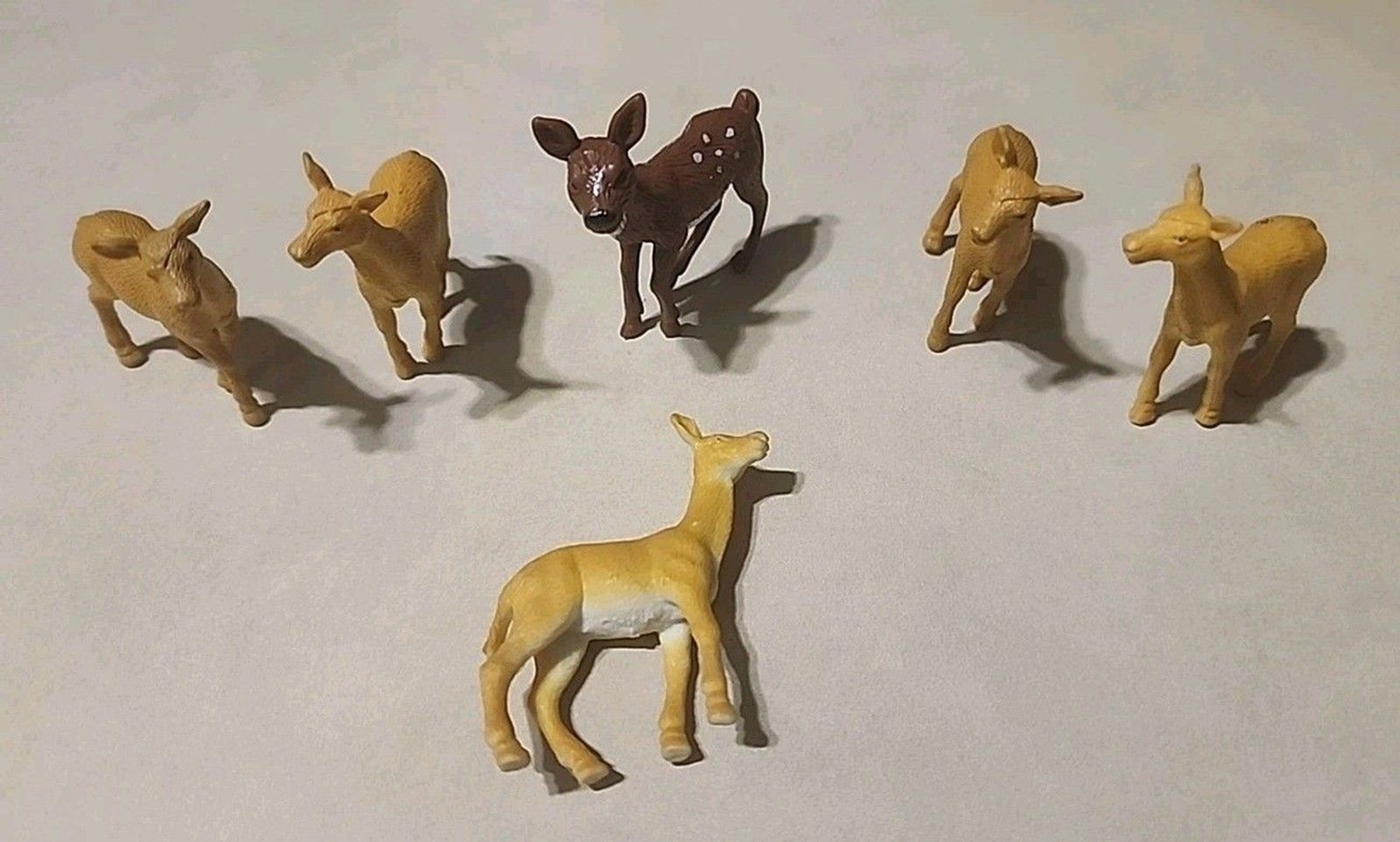 Vintage Plastic Toy Deer Figures Farm Animal Set Brown Tan Fawn Lot of 6