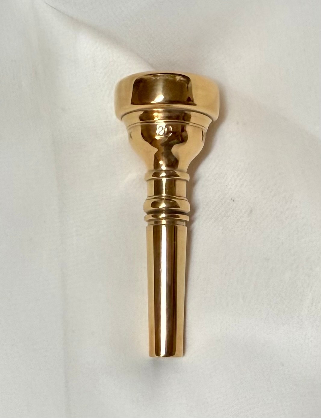 BACH NEW YORK 2C Cornet mthp 27 throat..RARE symphonic size GOLD PLATE