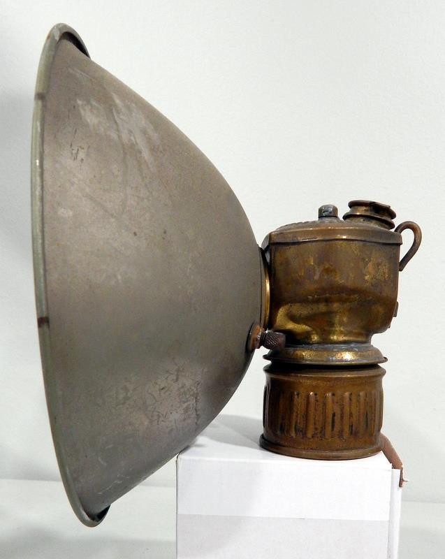 Vtg Justrite Streamlined Miner's Carbide Light/Lantern With 7" Reflector c1930s