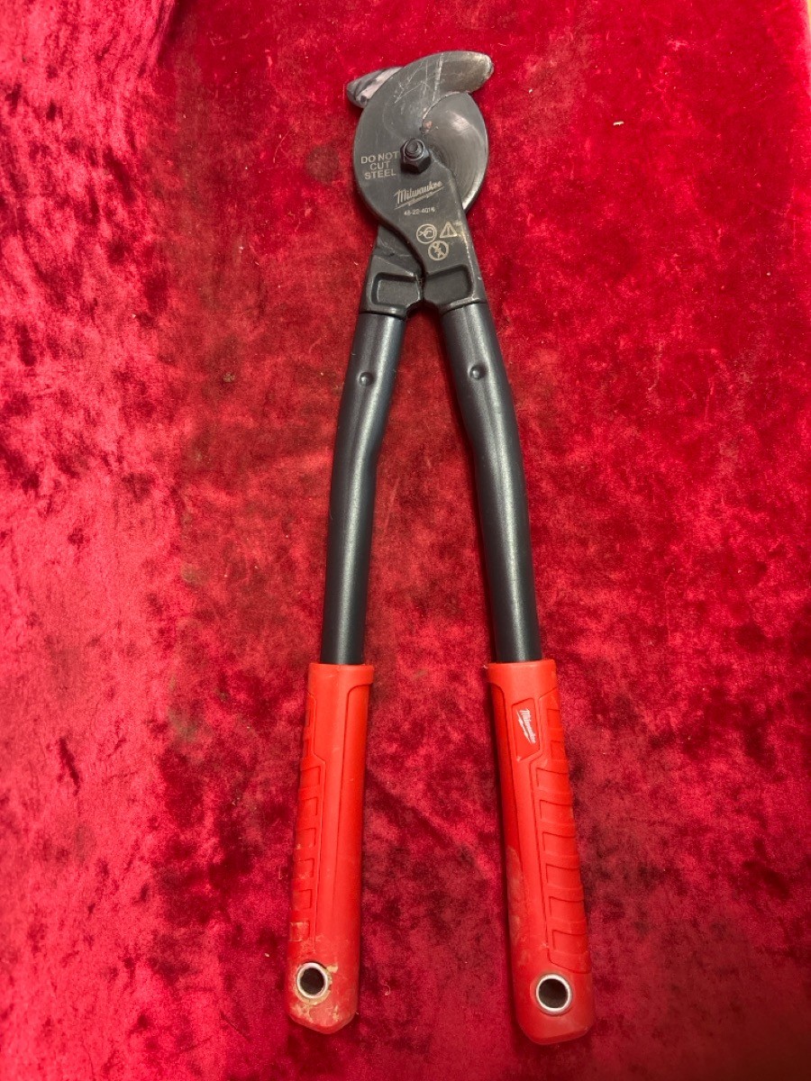 MILWAUKEE TOOLS 48-22-4016 HEAVY DUTY UTILITY CABLE CUTTER