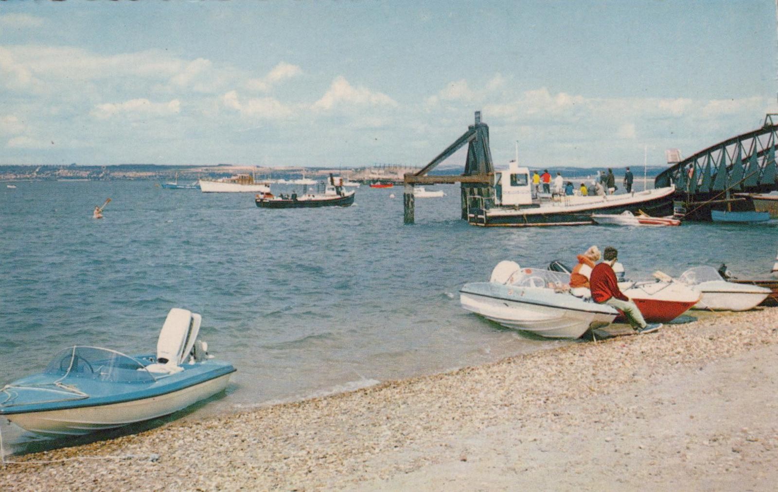 Hampshire Postcard - The Ferry, Hayling Island   VT631