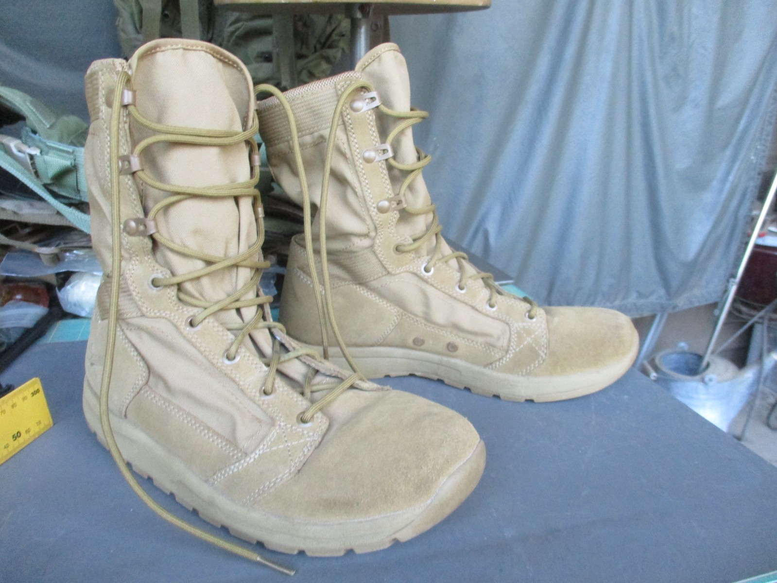 DANNER Tachyon 8” Coyote Tactical Boots, Assault Shoes, size 10