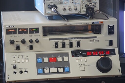 UMATIC 3/4" SMALL Case Tape Transfers and Digitizing!!!!