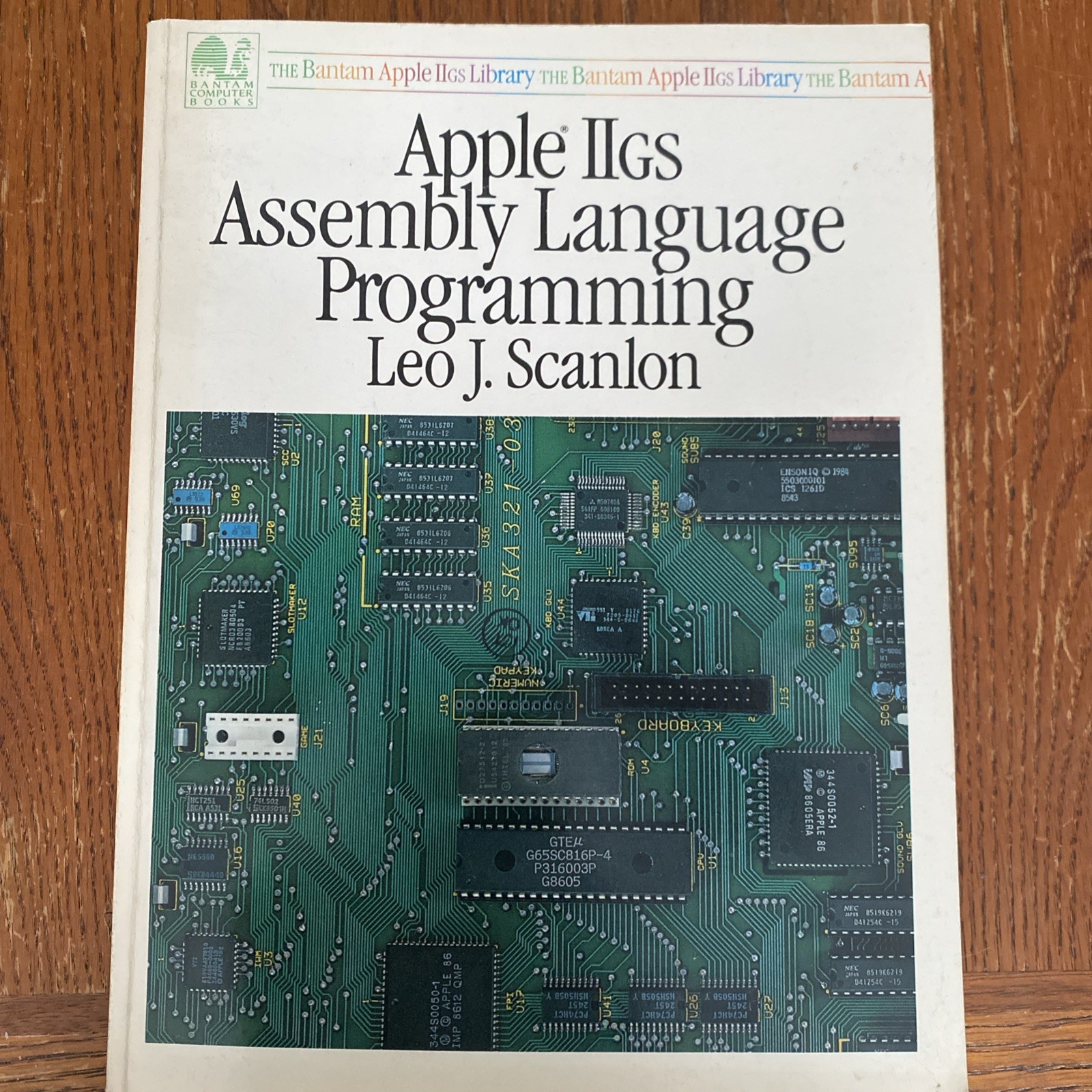 Apple IIgs Assembly Language Programming Book Leo J Scanlon 1987