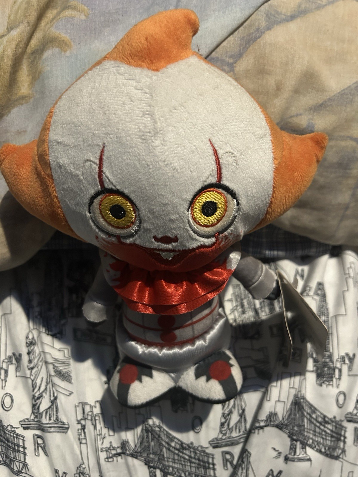 Funko SuperCute Plushies Pennywise IT Hot Topic Edition 