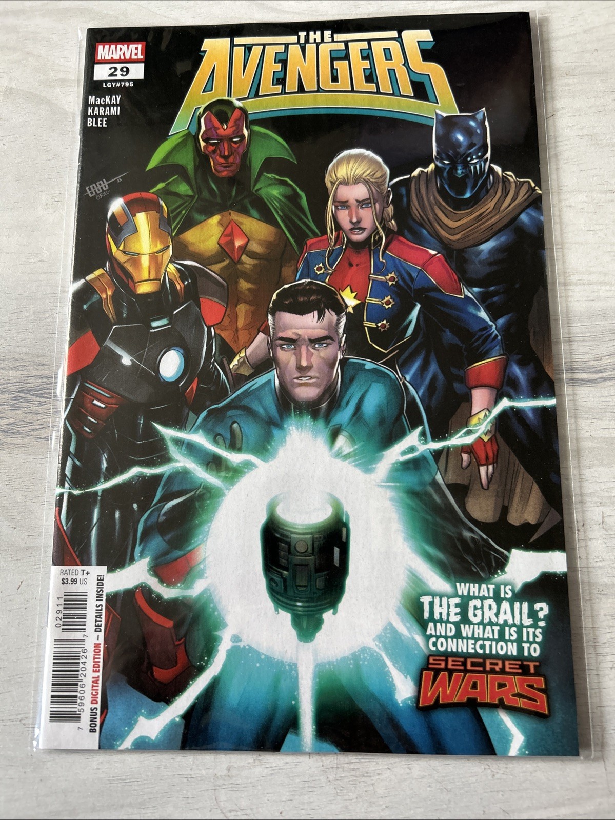 Avengers #29 (Marvel Comics 2025) Main Cover A NM - New & Unread