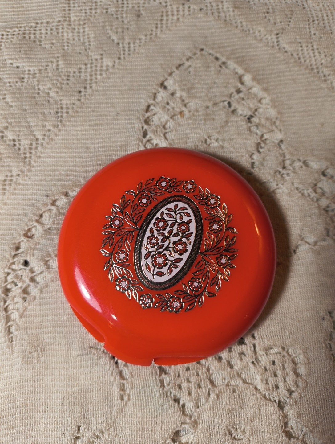 Vintage Helena Rubinstein Pressed Powder Compact NOS Red Case