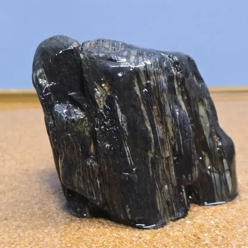 Large South Han River Sconces - 14x11x10cm, Pre-Owned, Collectible